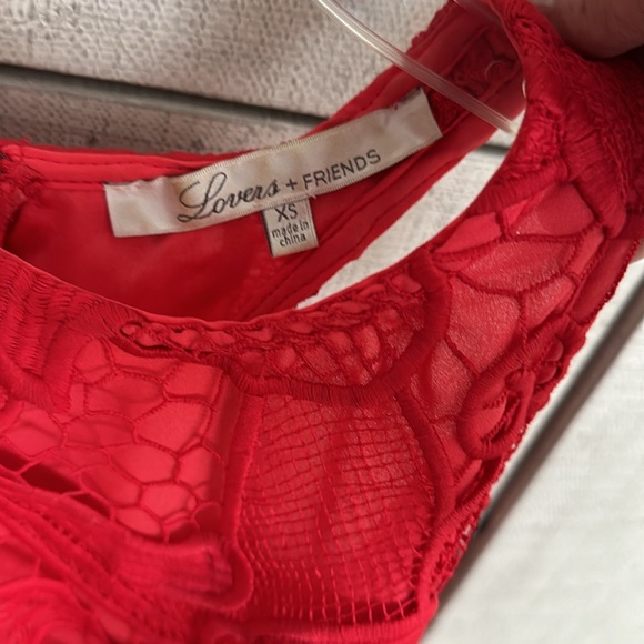 Lovers + Friends Red Lace Crochet Dress Influencer Favorite Sz XS - Picture 4 of 6